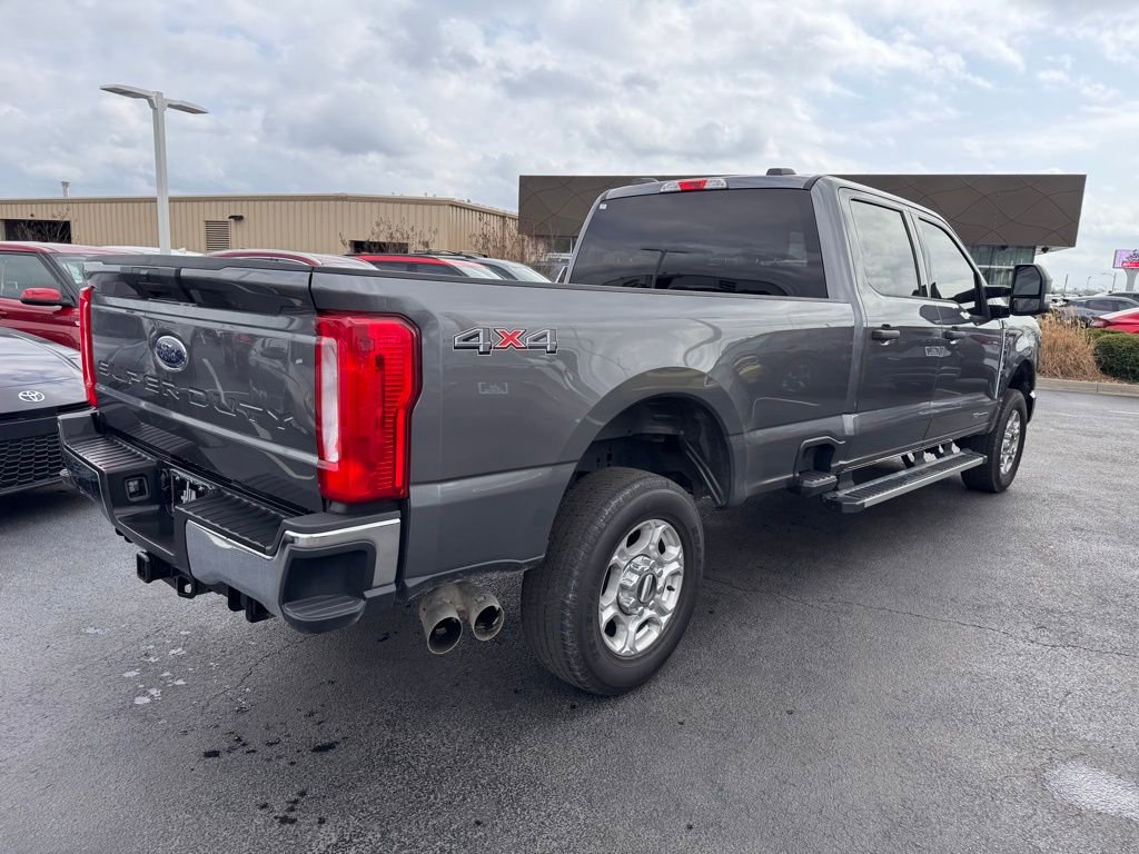 Used 2025 Ford F250 XLT image 5