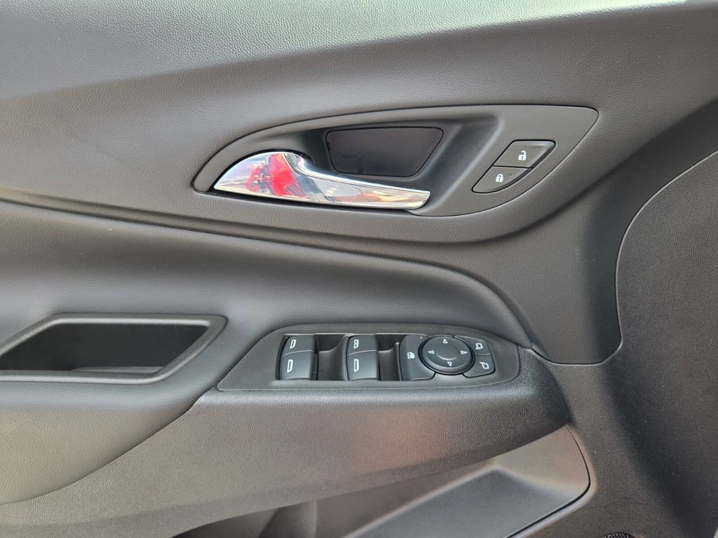 Used 2024 Chevrolet Equinox LT w/ LPO, Cargo Package FWD image 22