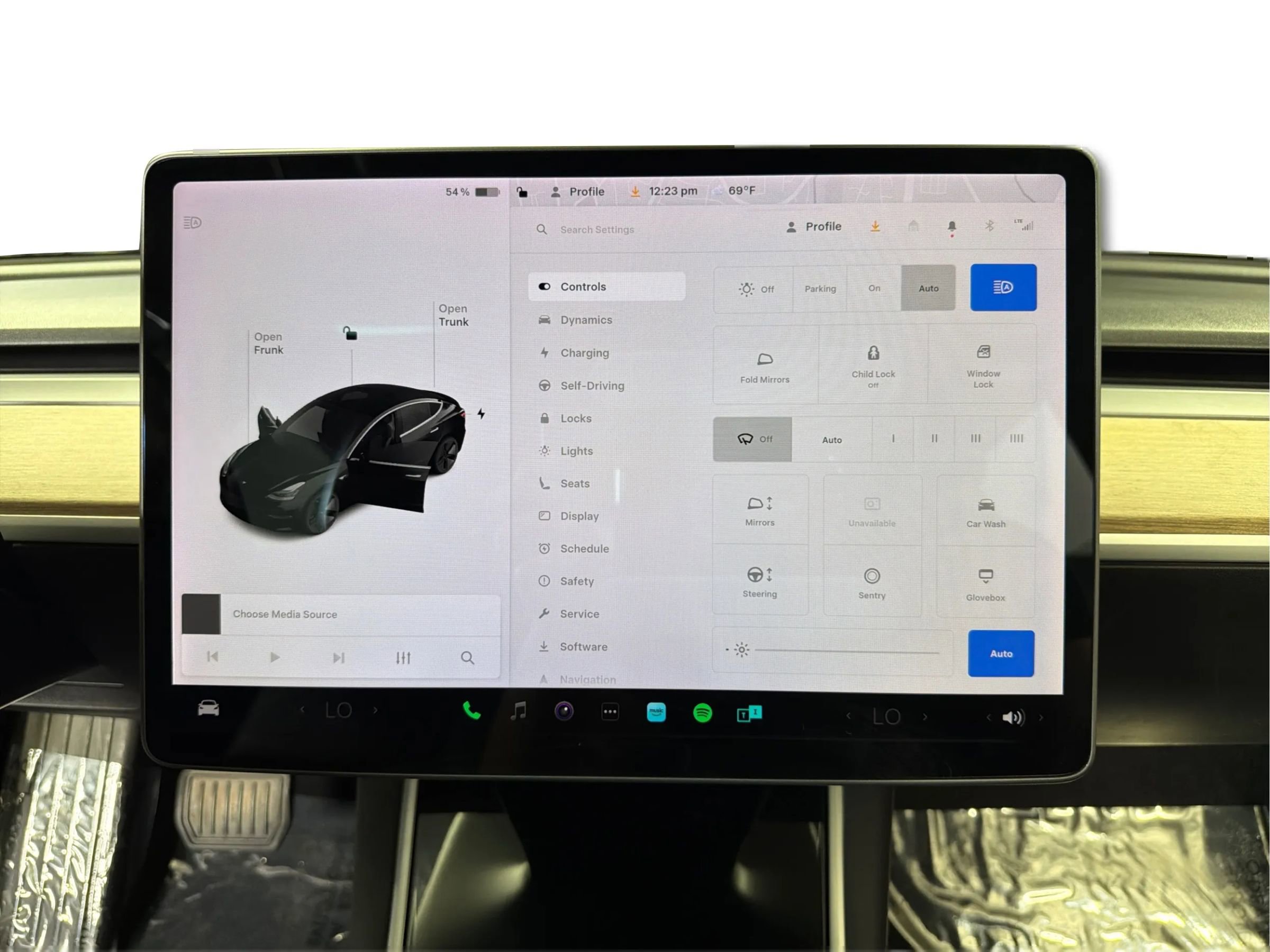 Used 2018 Tesla Model 3 Mid Range RWD image 13