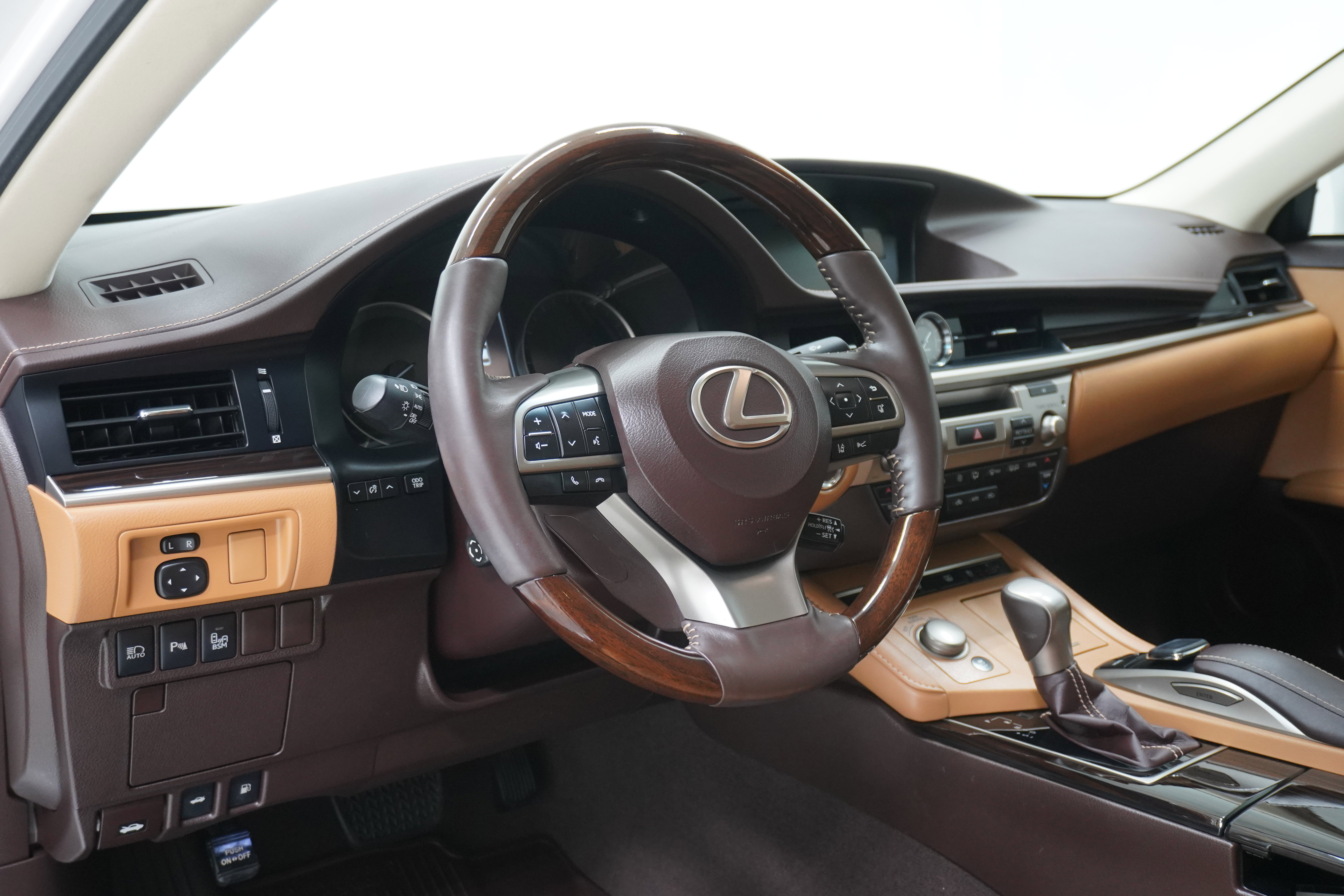 Used 2018 Lexus ES 350 w/ Luxury Package w/Wood Trim FWD image 7