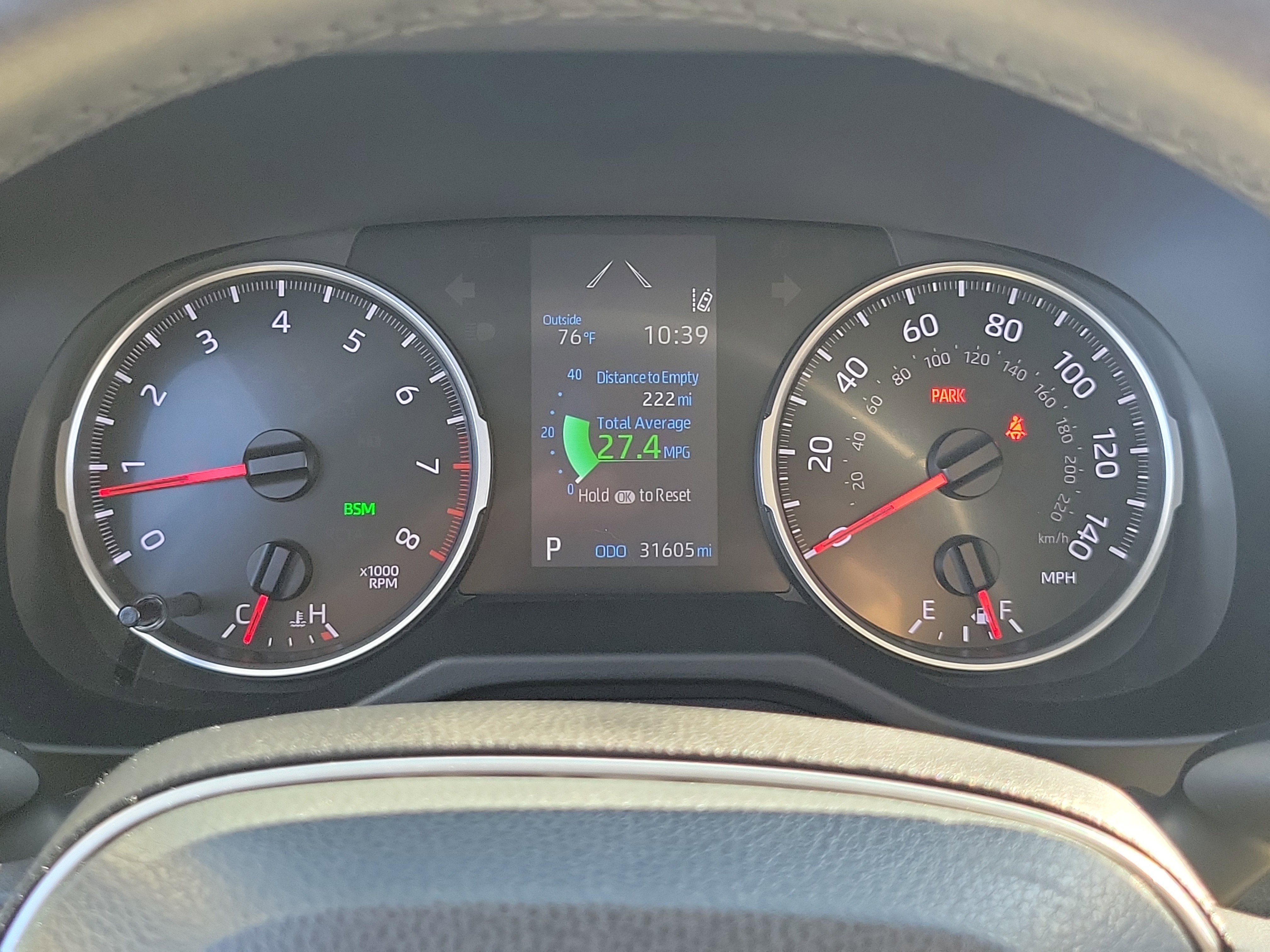 Used 2022 Toyota RAV4 XLE Premium image 29