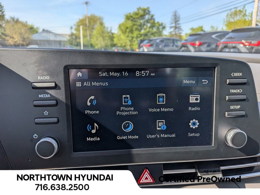 Used 2025 Hyundai Elantra Sport FWD image 21