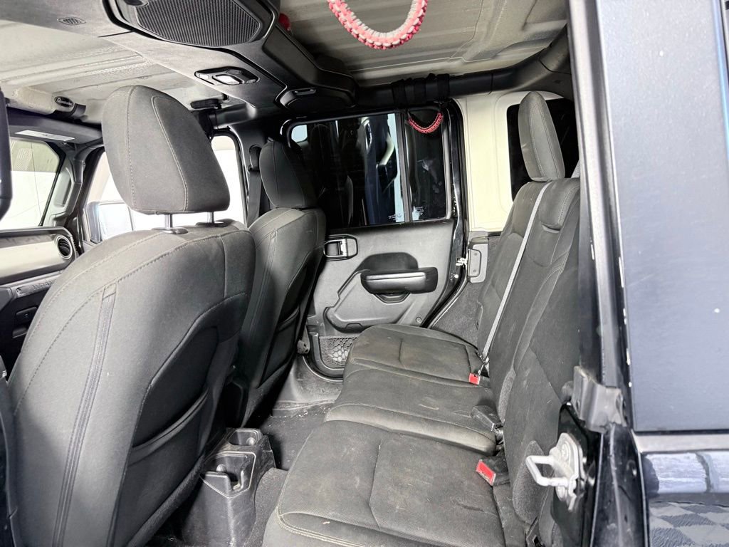 Used 2018 Jeep Wrangler Unlimited Sport S image 23