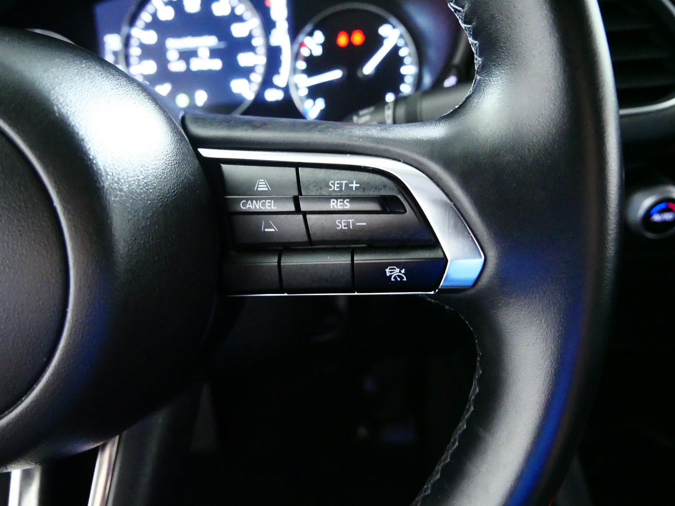 Used 2025 MAZDA MAZDA3 s FWD image 28