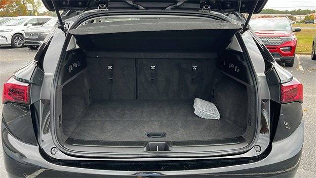 Certified 2025 Buick Envision Sport Touring image 9