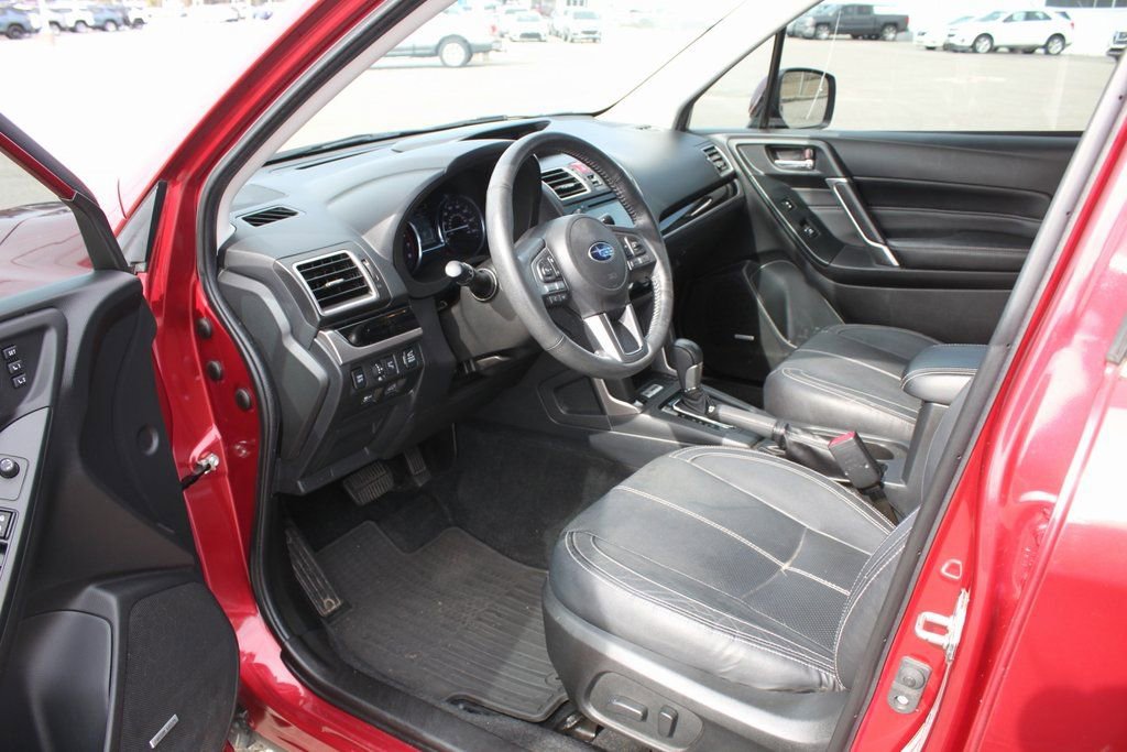 Used 2018 Subaru Forester 2.5i Touring w/ Popular Package #2 image 11