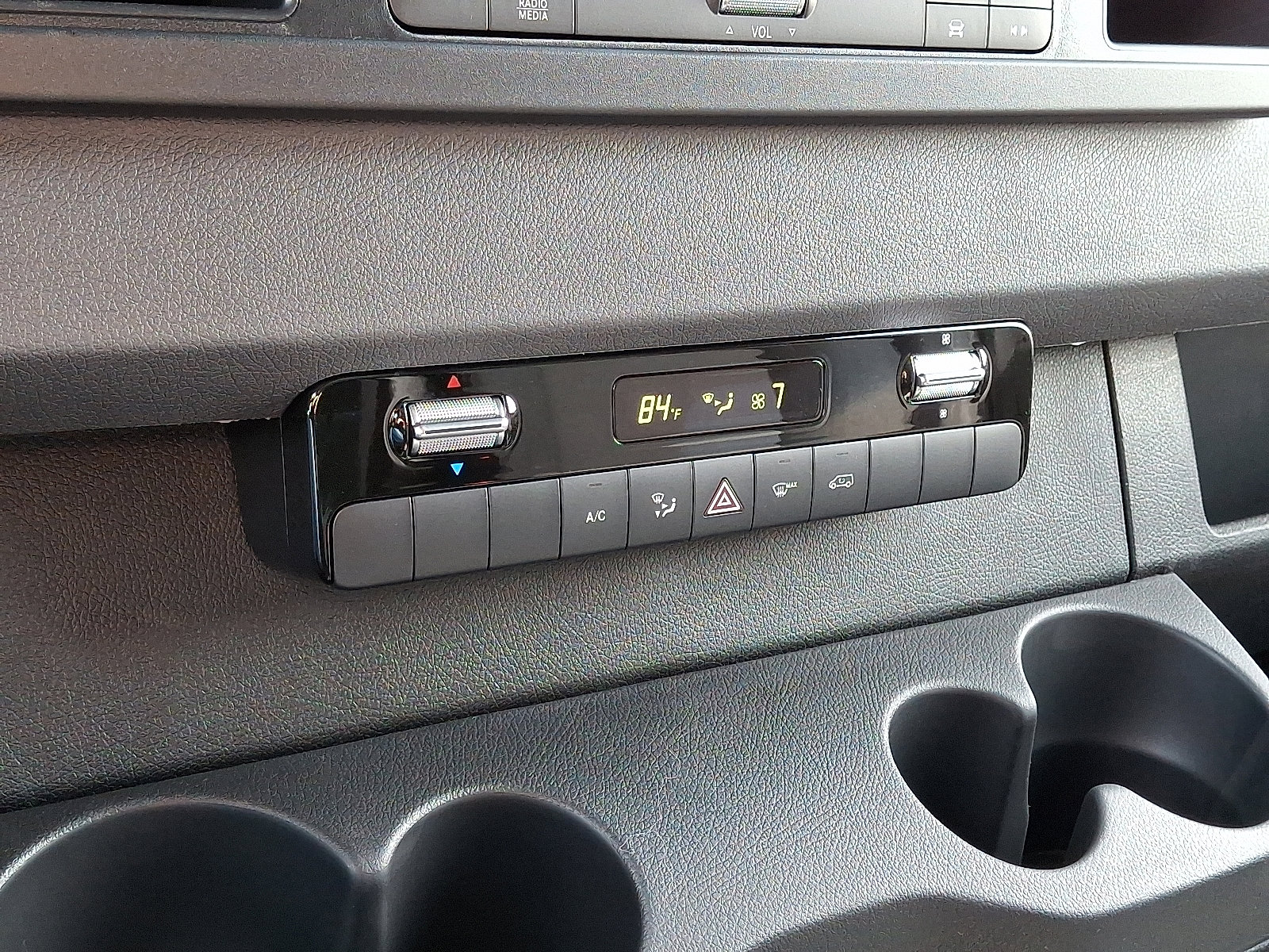 Used 2024 Mercedes-Benz Sprinter 2500 image 17