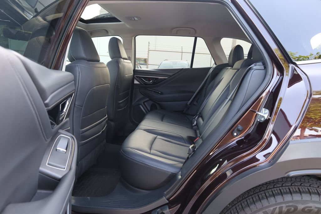 Used 2024 Subaru Outback Limited image 21