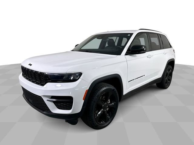 Used 2023 Jeep Grand Cherokee Altitude AWD/4WD image 1