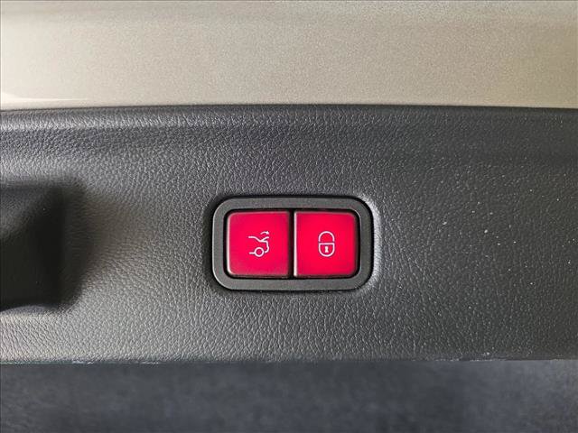 Used 2023 Mercedes-Benz S 500 4MATIC image 13