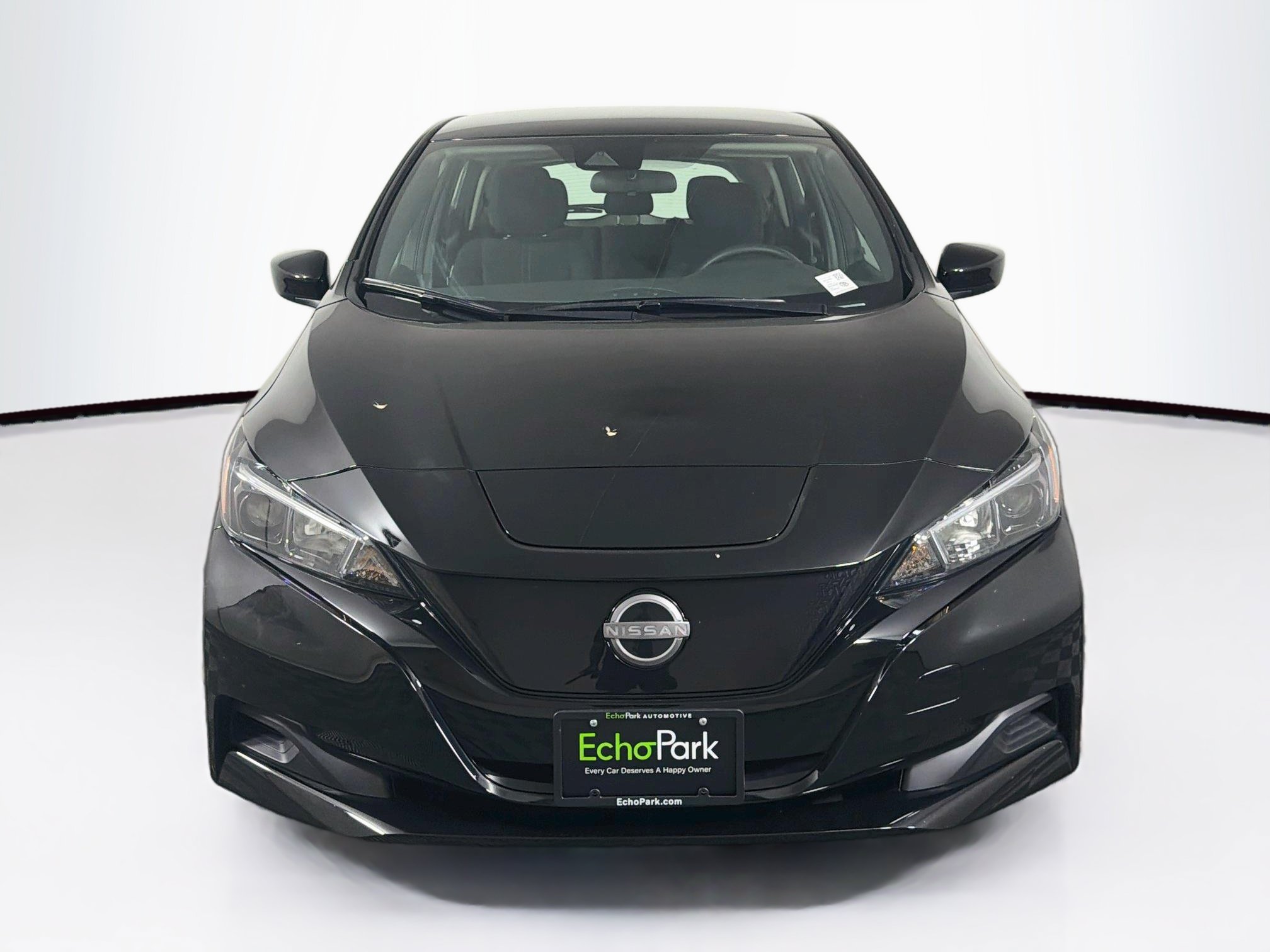Used 2024 Nissan Leaf S FWD image 2