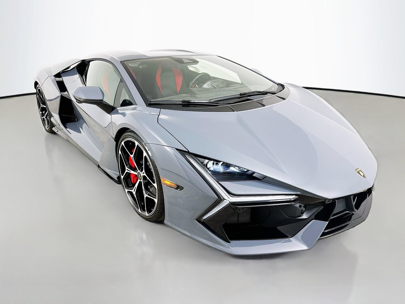 Used 2024 Lamborghini Revuelto AWD/4WD image 3