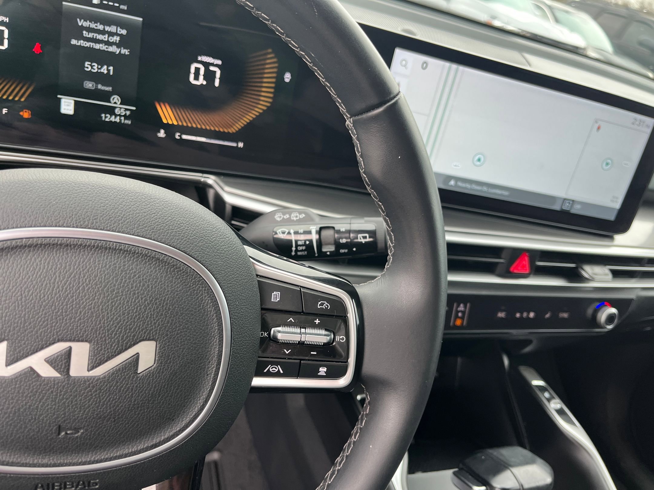 Used 2025 Kia Sorento S image 30