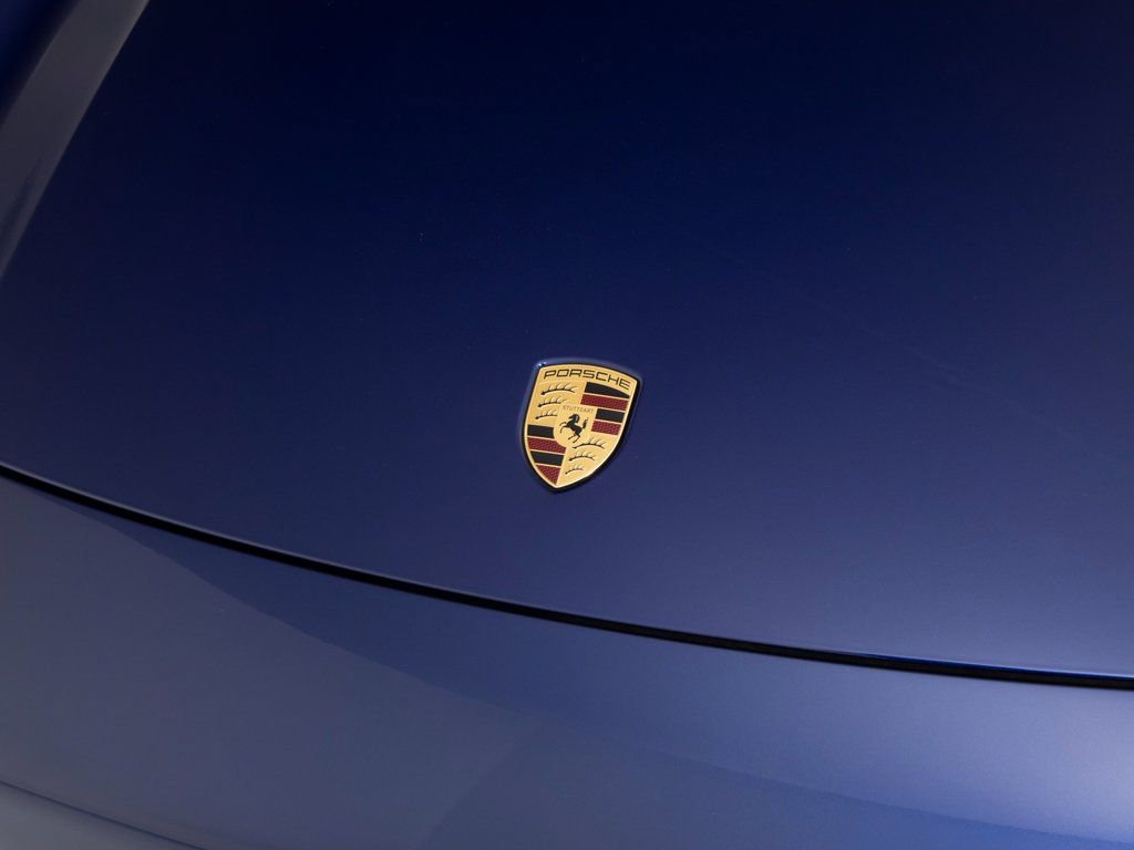 Certified 2025 Porsche Macan 4S Electric image 38