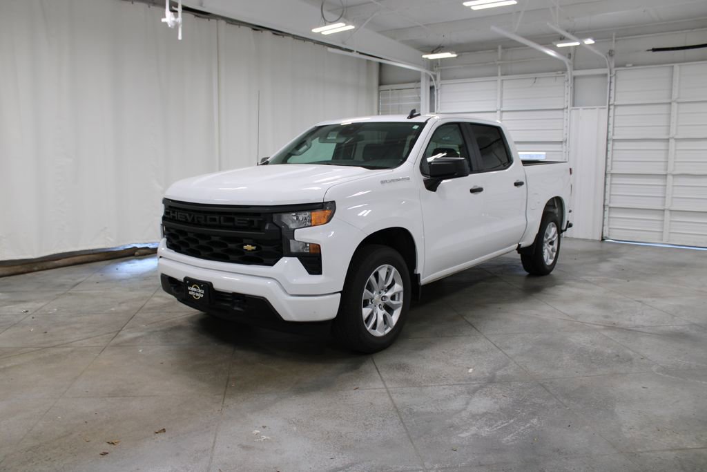 Used 2024 Chevrolet Silverado 1500 Custom image 4