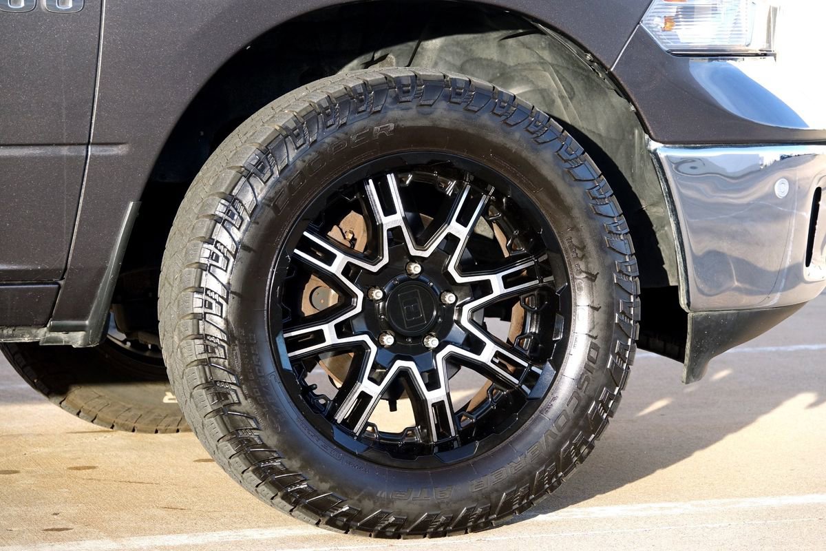 Used 2018 RAM 1500 Big Horn image 30