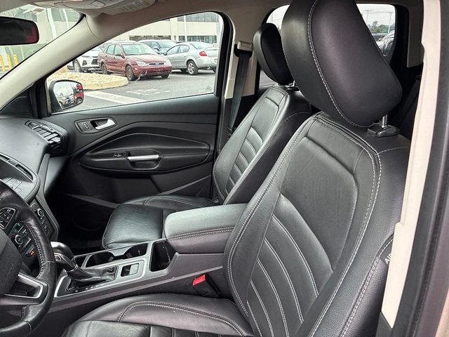 Used 2018 Ford Escape SEL AWD/4WD image 26