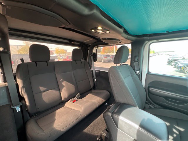 Used 2020 Jeep Wrangler Sport AWD/4WD image 12