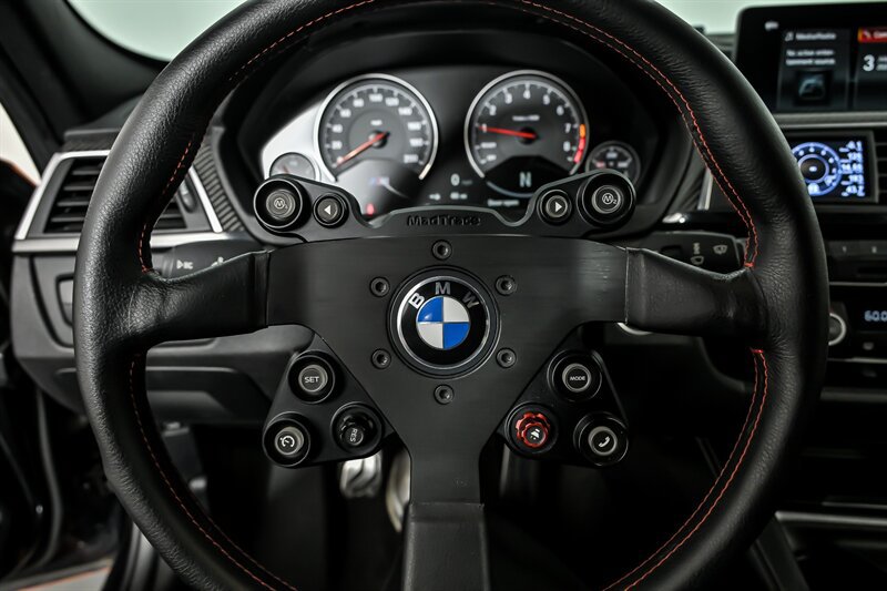 Used 2016 BMW M3 RWD image 22