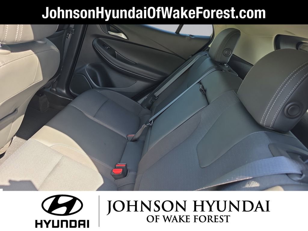 Used 2020 Buick Encore GX Select w/ Sport Touring Package image 21