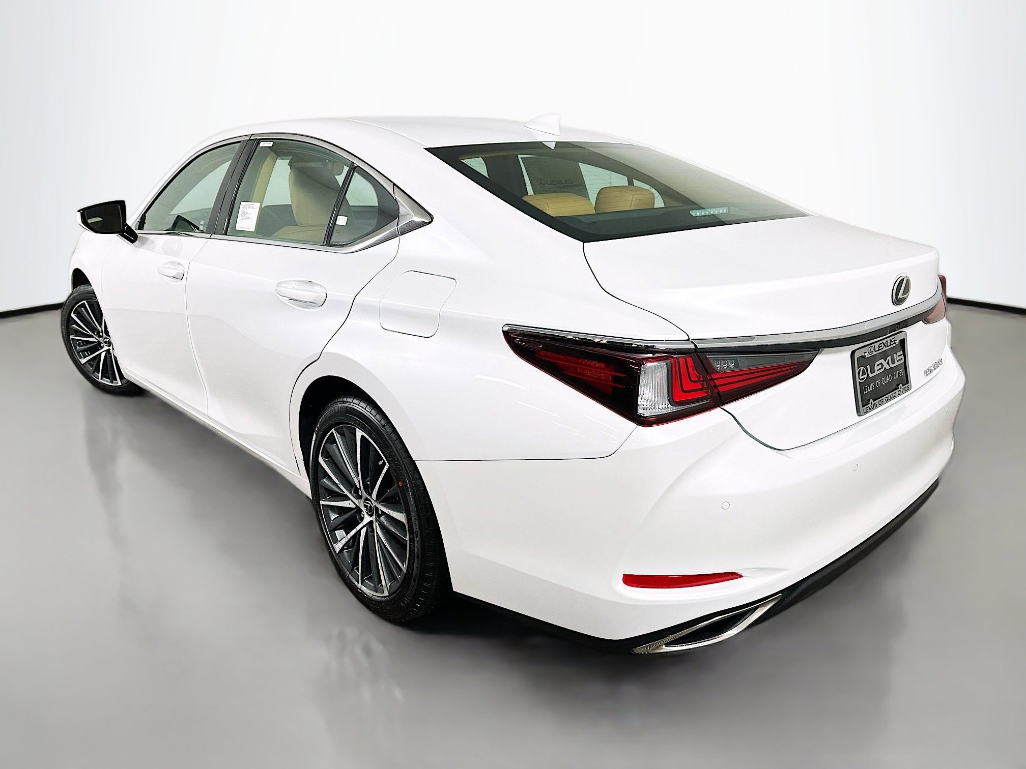 New 2025 Lexus ES 350 w/ Premium Package image 5