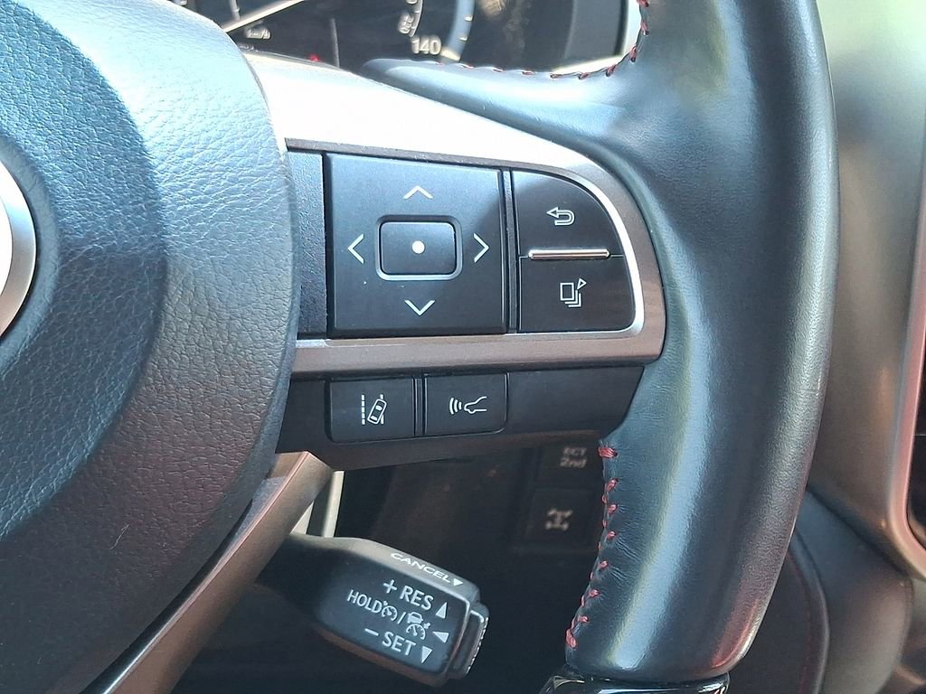 Used 2023 Lexus GX 460 Premium w/ Accessory Package AWD/4WD image 24