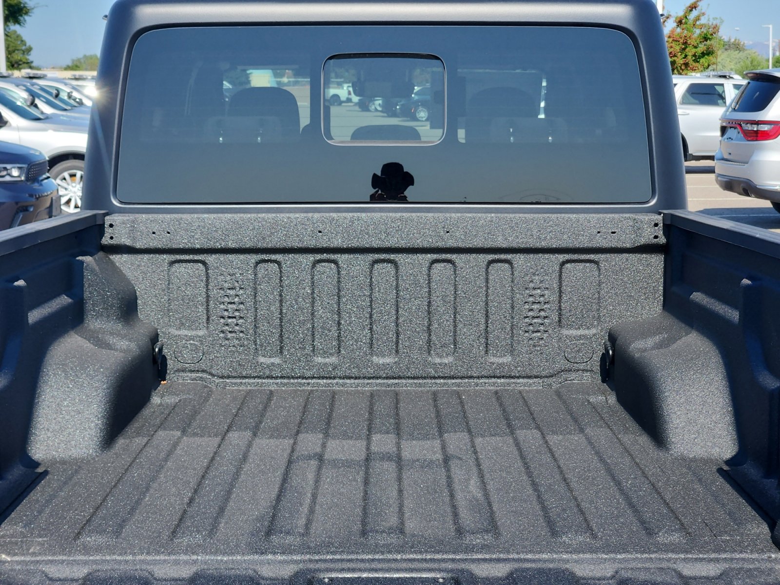 New 2025 Jeep Gladiator Willys AWD/4WD image 35