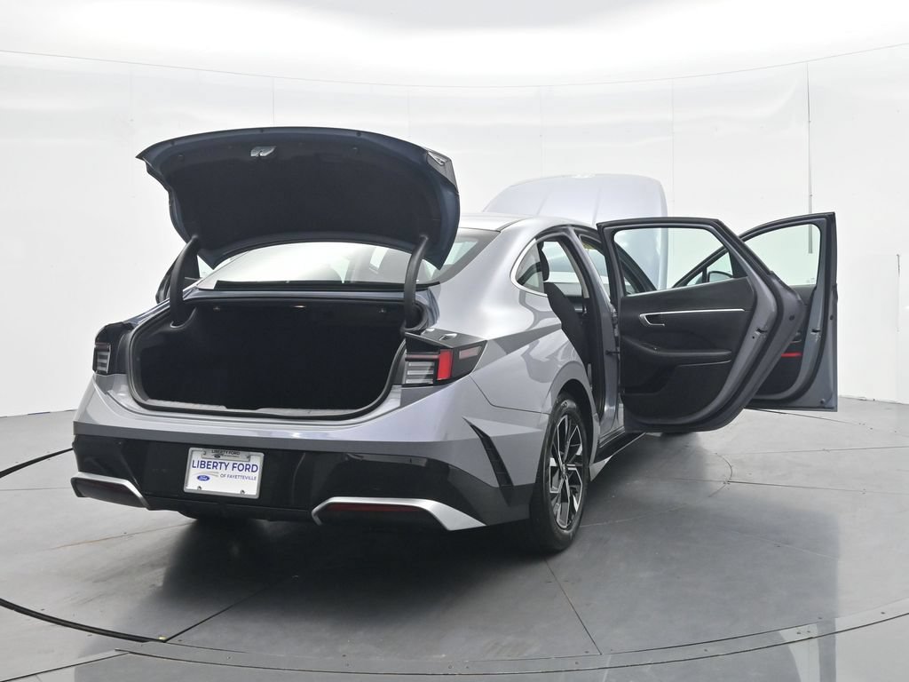 Used 2025 Hyundai Sonata SEL FWD image 51