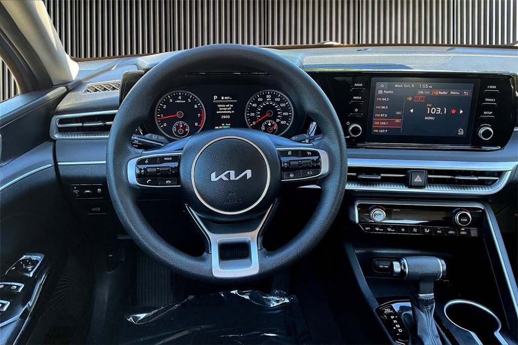 Used 2023 Kia K5 LXS image 5