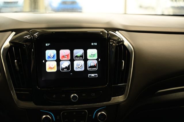 Used 2018 Chevrolet Traverse LT AWD/4WD image 16