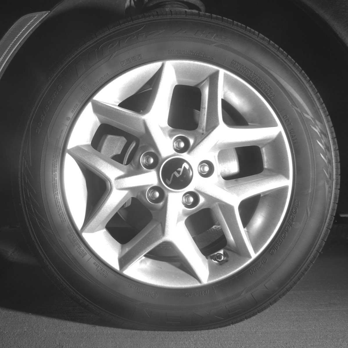 Used 2025 Kia Soul LX w/ LX Technology Package FWD image 19