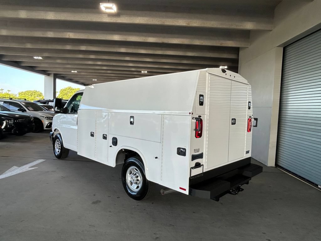 New 2026 Chevrolet Express 3500 w/ Power Convenience Package RWD image 7