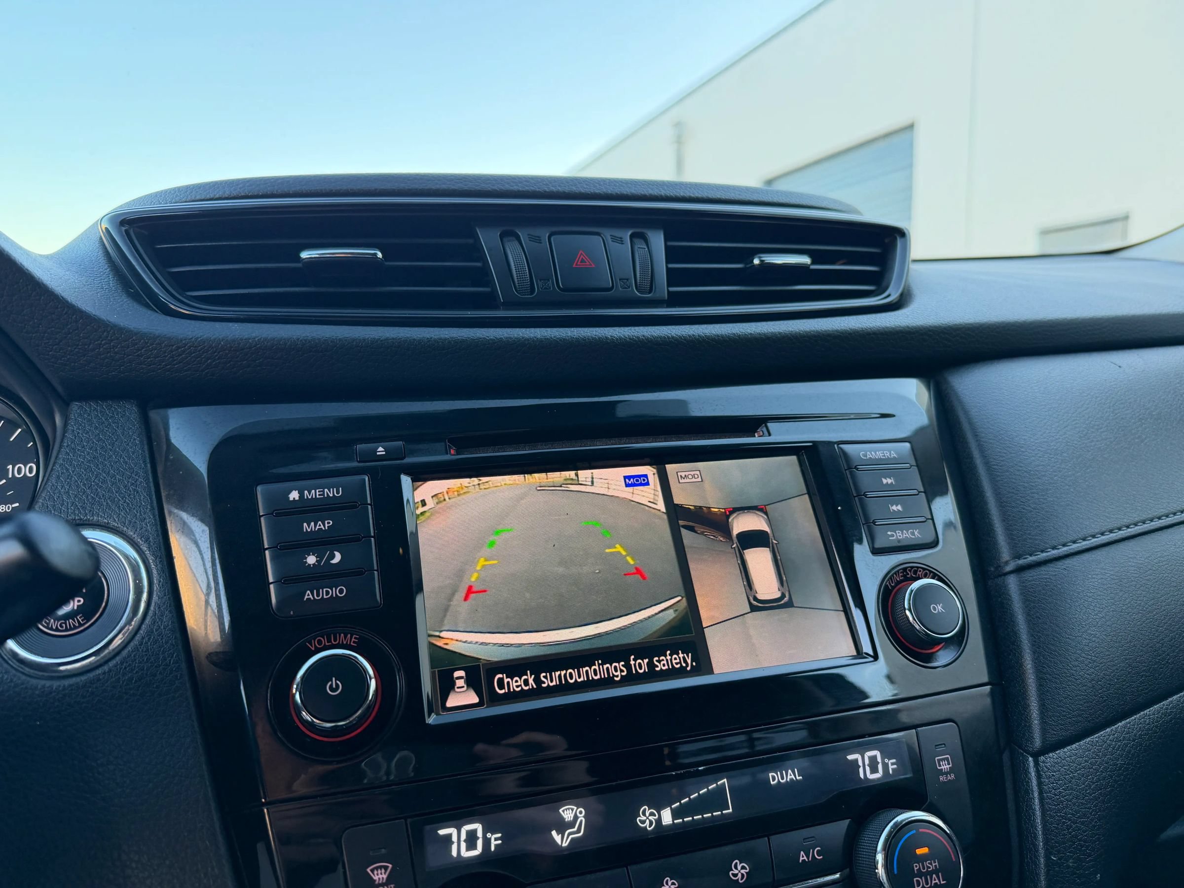 Used 2019 Nissan Rogue SV w/ Premium Package AWD/4WD image 15