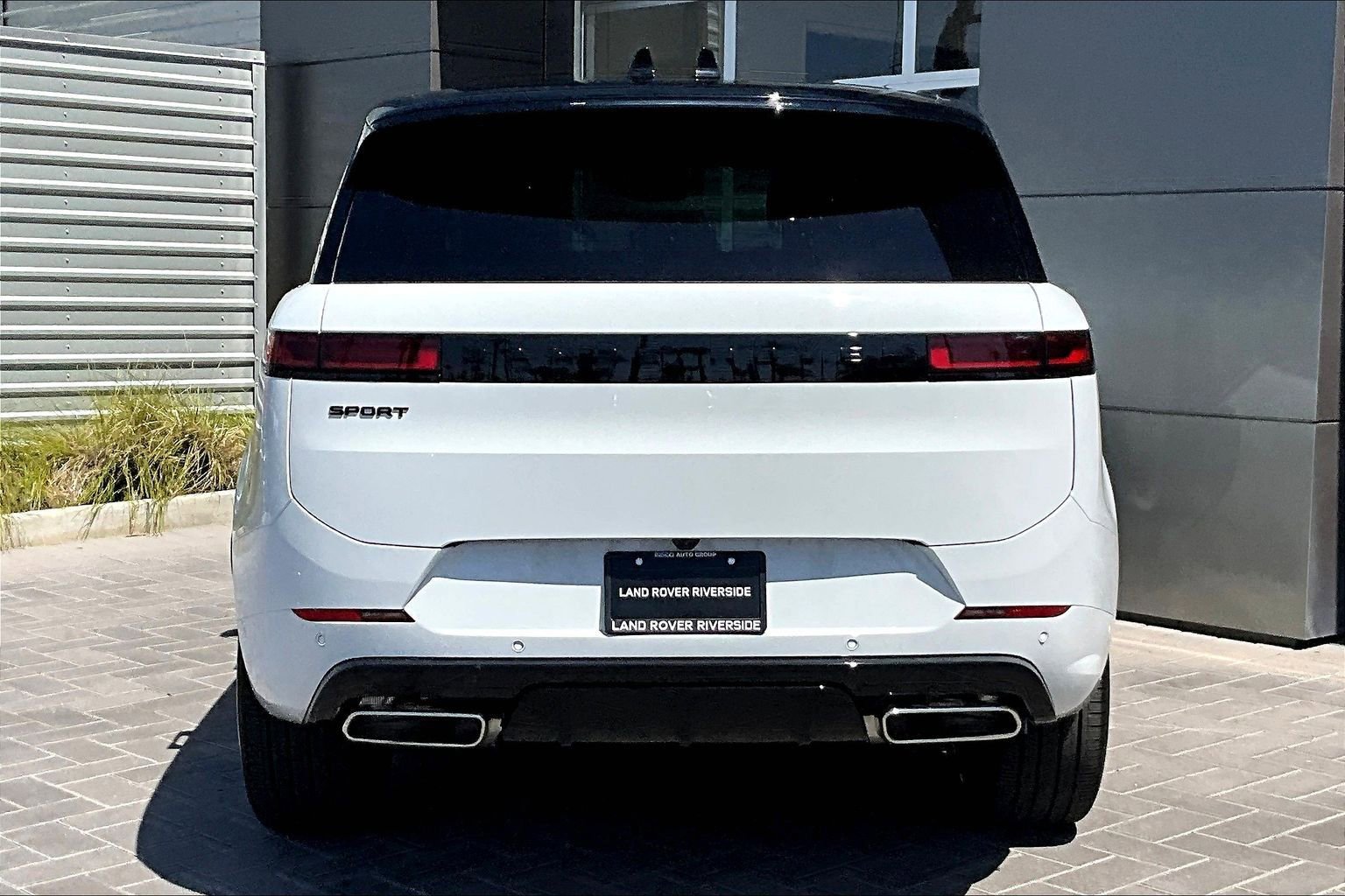 New 2026 Land Rover Range Rover Sport Dynamic SE image 4