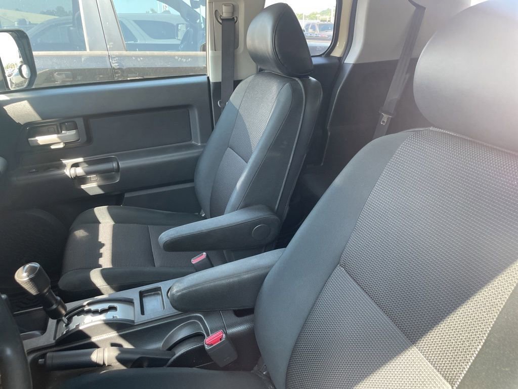 Used 2008 Toyota FJ Cruiser 4WD image 13