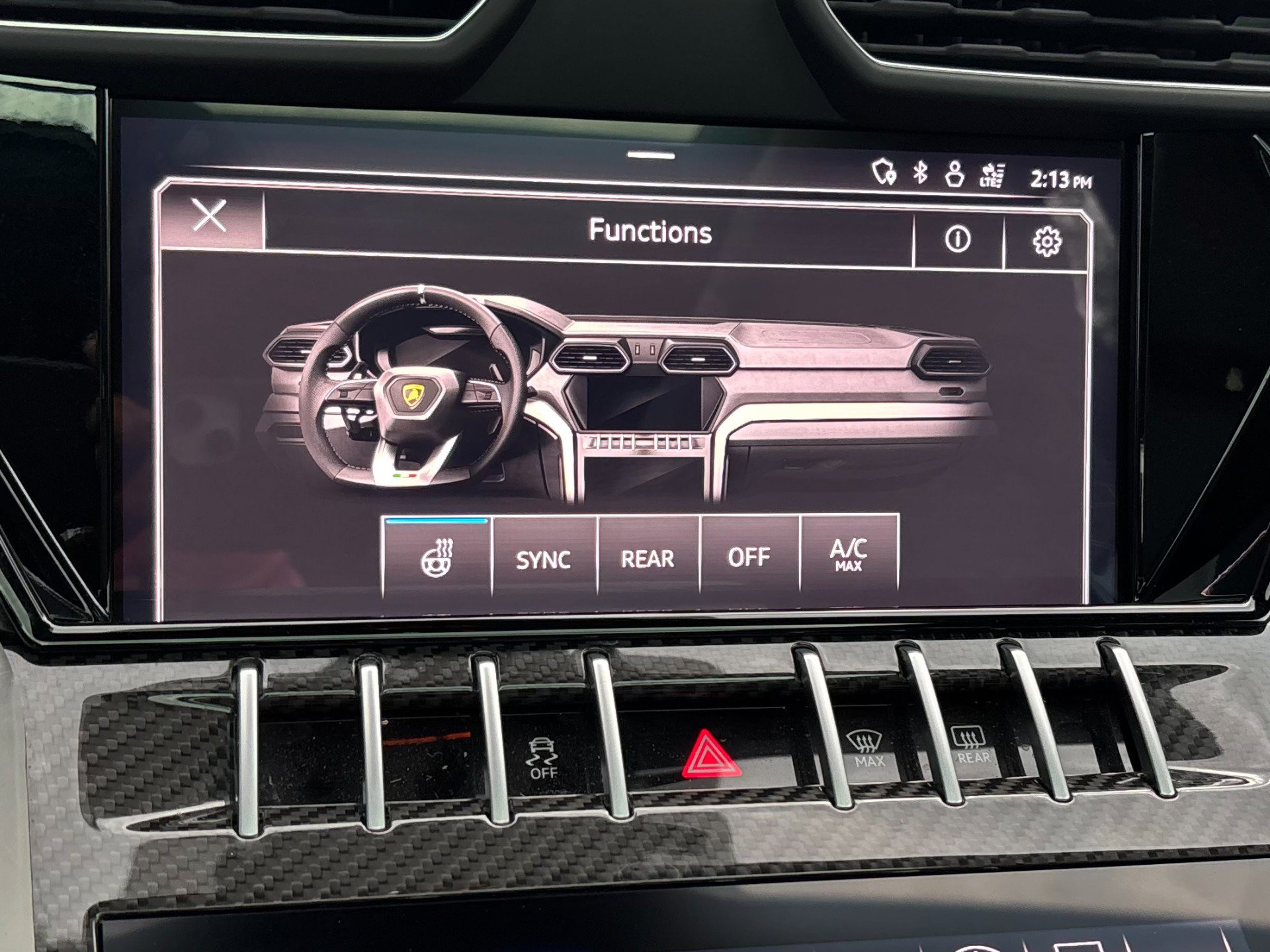 Used 2020 Lamborghini Urus AWD/4WD image 46