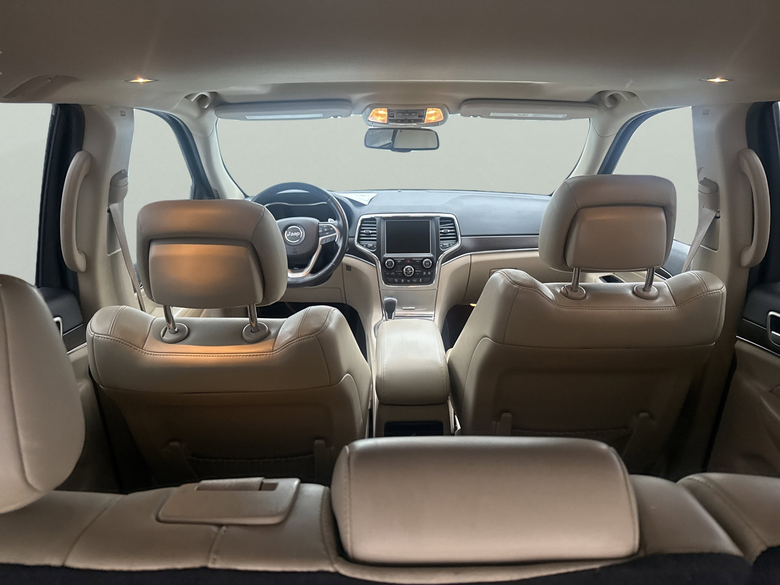 Used 2016 Jeep Grand Cherokee Limited image 10