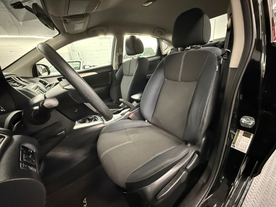 Used 2017 Nissan Sentra S image 17