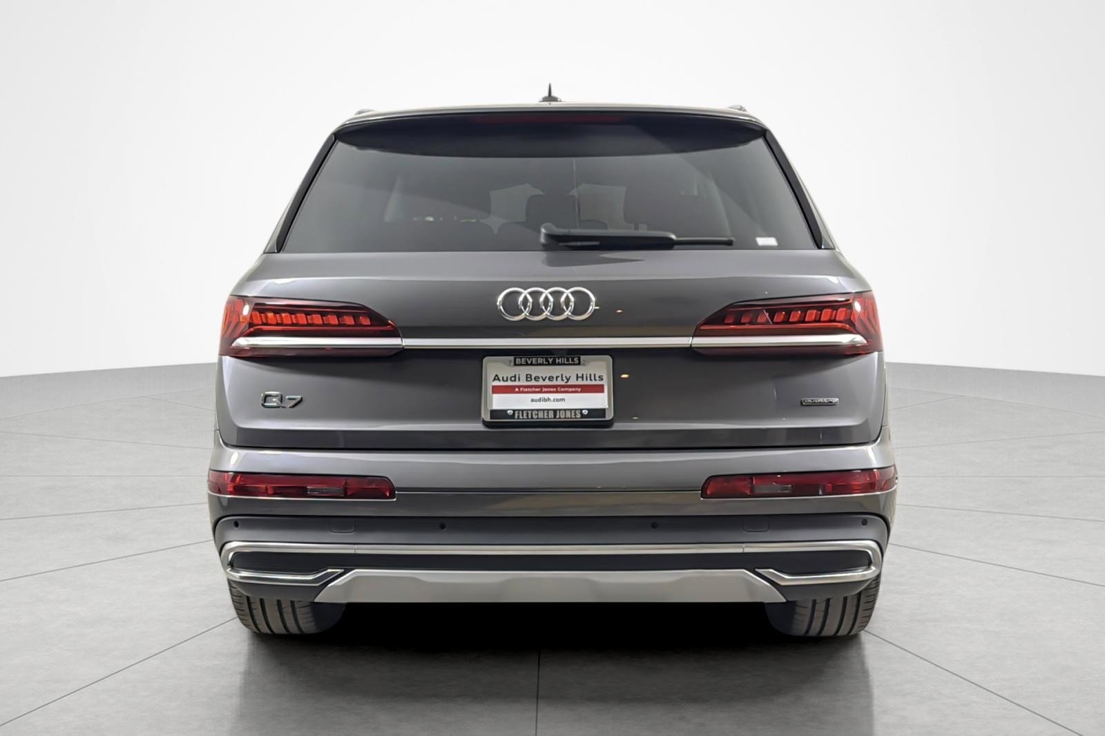 Used 2023 Audi Q7 2.0T Premium w/ Convenience Package AWD/4WD image 4
