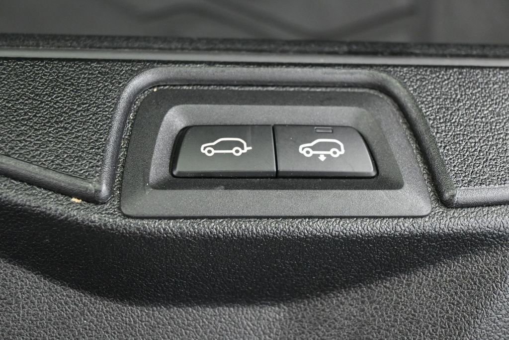 Used 2020 BMW X7 xDrive40i w/ Premium Package AWD/4WD image 44