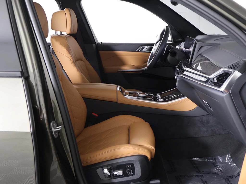 Used 2025 BMW X5 M60i w/ Executive Package AWD/4WD image 30