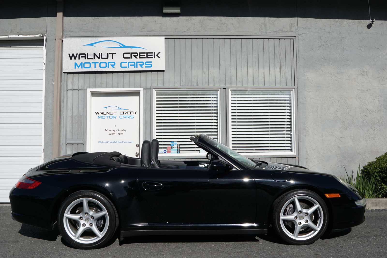 Used 2006 Porsche 911 Carrera 4 image 39