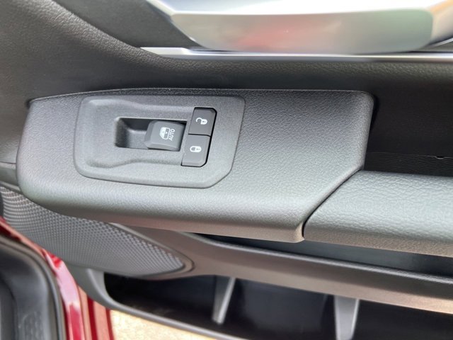 New 2026 RAM 1500 4x4 Crew Cab image 16