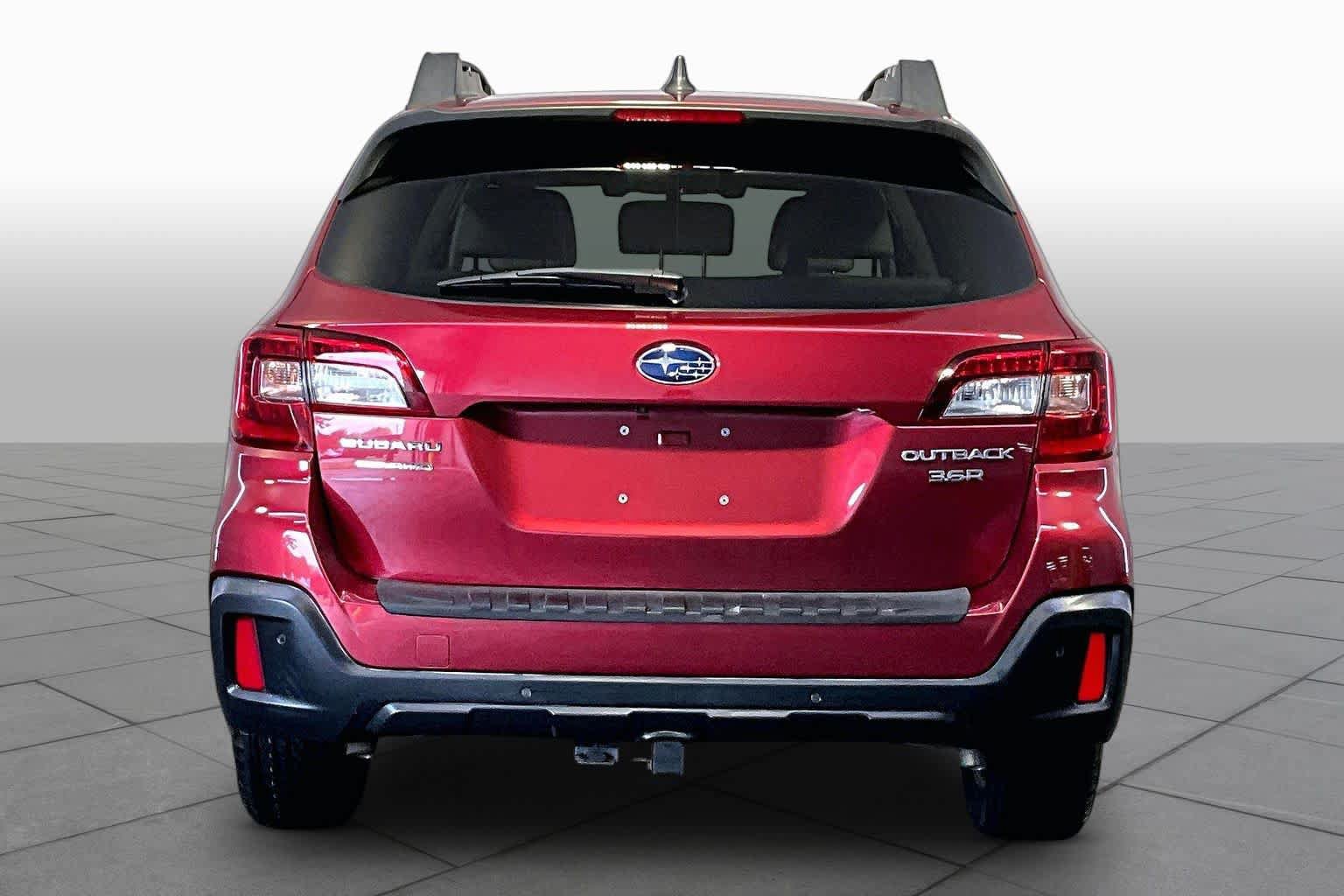 Used 2019 Subaru Outback 3.6R Limited AWD/4WD image 5