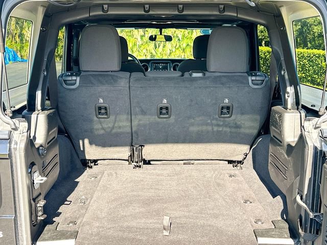 Used 2023 Jeep Wrangler Sport S image 24