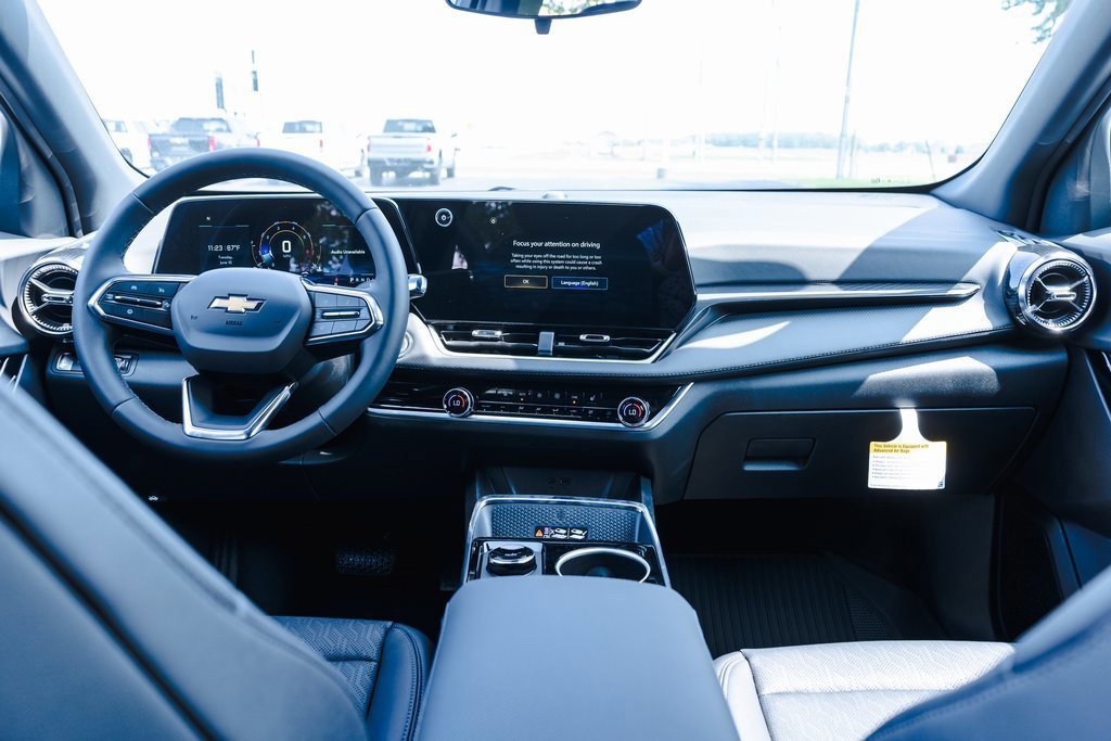 New 2026 Chevrolet Equinox LT w/ Convenience Package II image 8