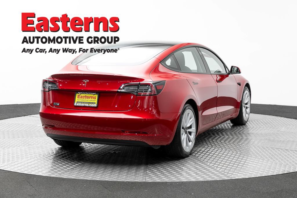 Used 2021 Tesla Model 3 Standard Range Plus RWD image 4