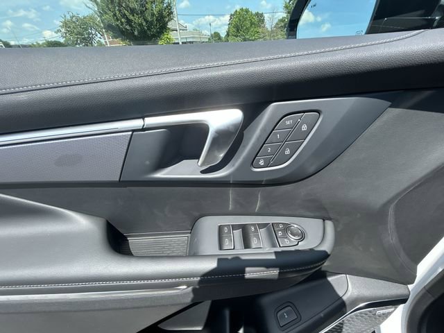 New 2026 Buick Enclave Sport Touring w/ Super Cruise Package image 40