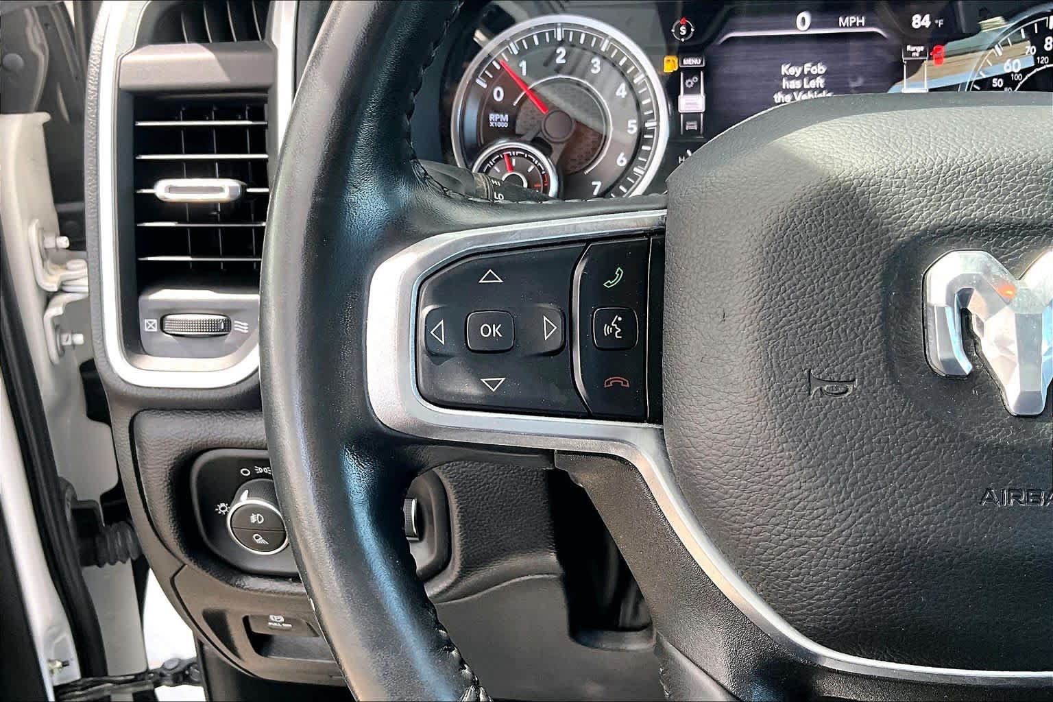 Used 2022 RAM 1500 Big Horn AWD/4WD image 23