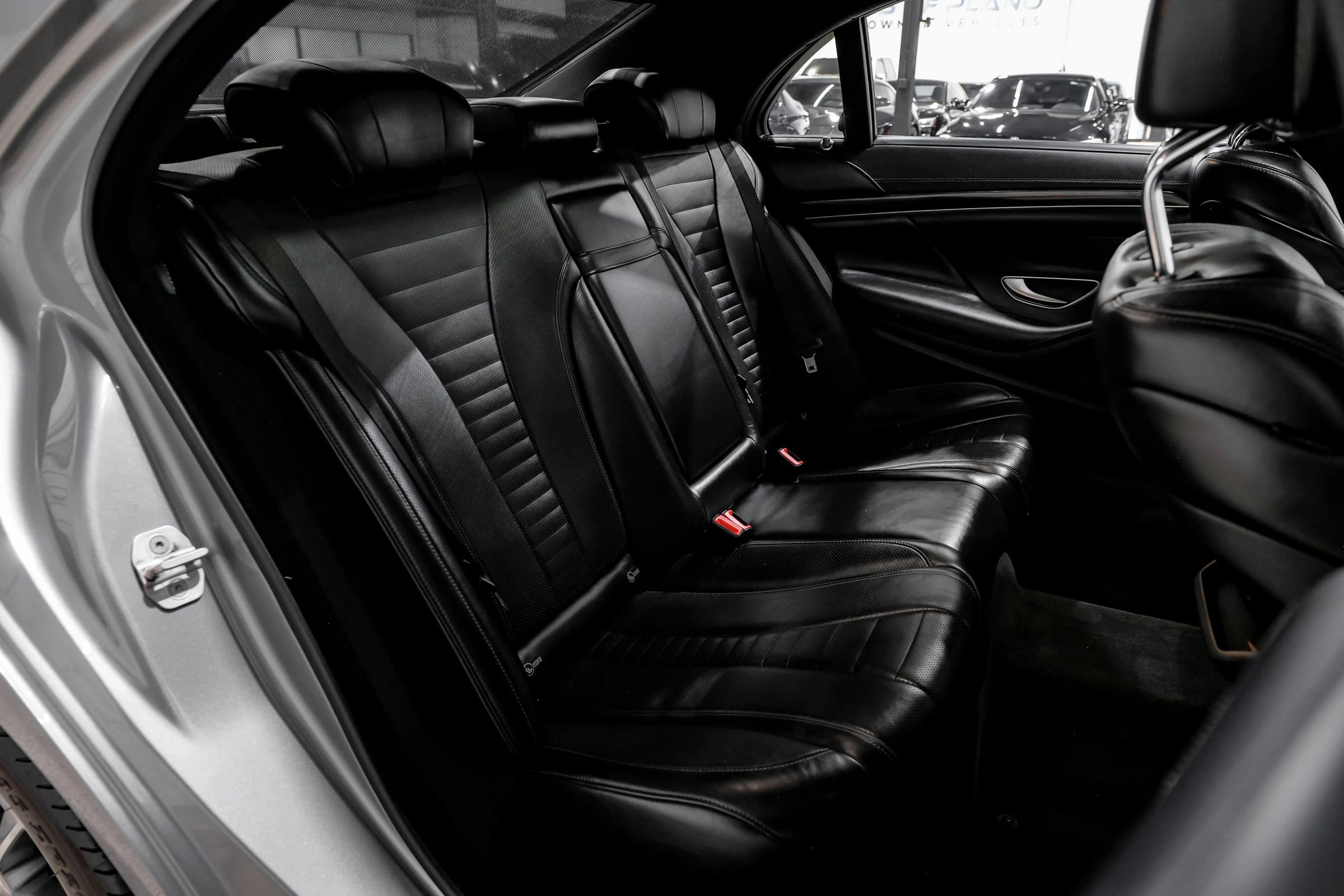 Used 2015 Mercedes-Benz S 550 Sedan w/ Sport Package w/ Sport Package image 42